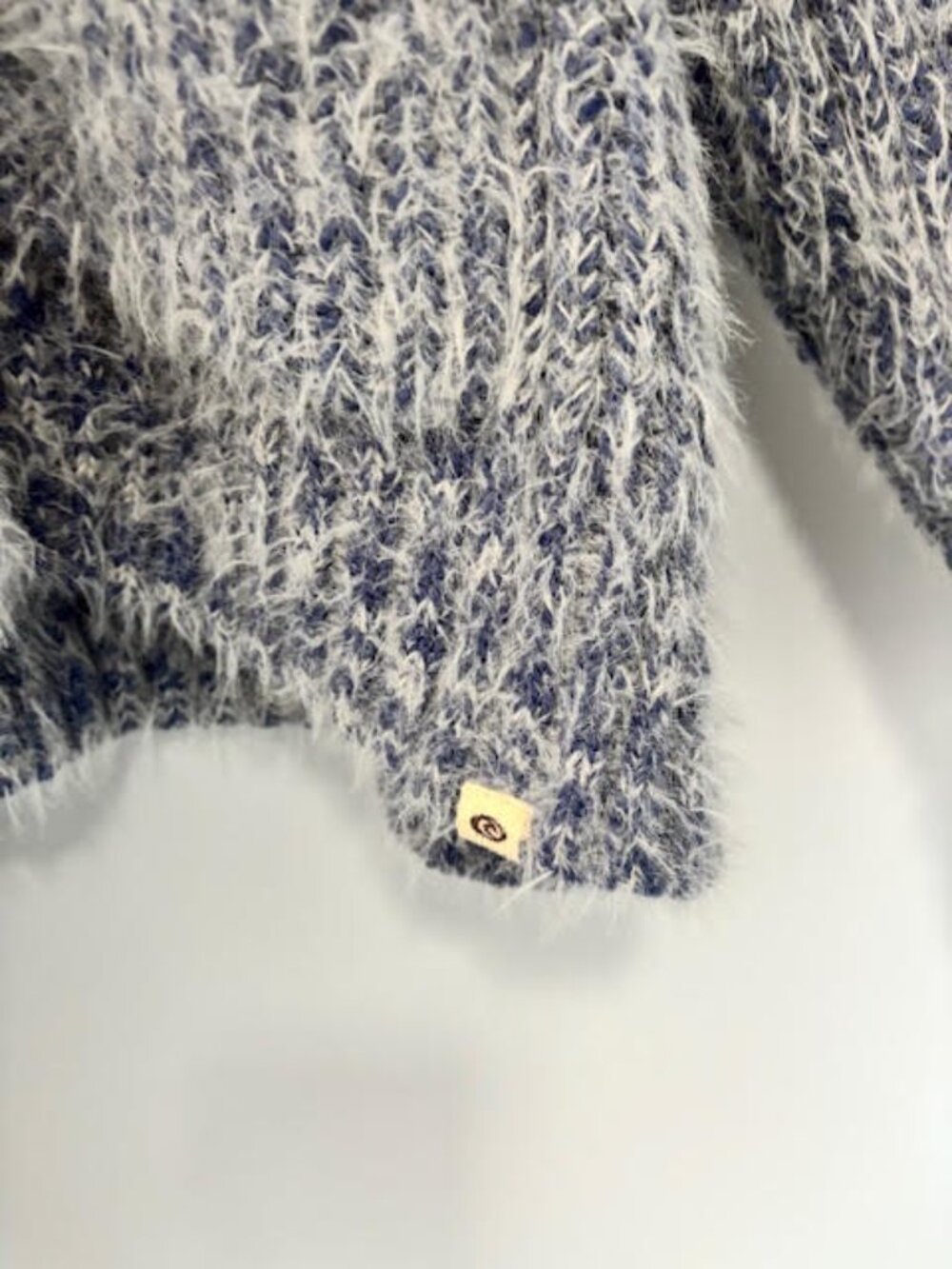 Rip Curl Blue White Marled Fuzzy Oversized Button Front Sweater Women's Size M - Picture 7 of 8